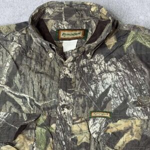 Remington Shirt Men's XL Camouflage Short Sleeve Vented Button Up Pockets‎